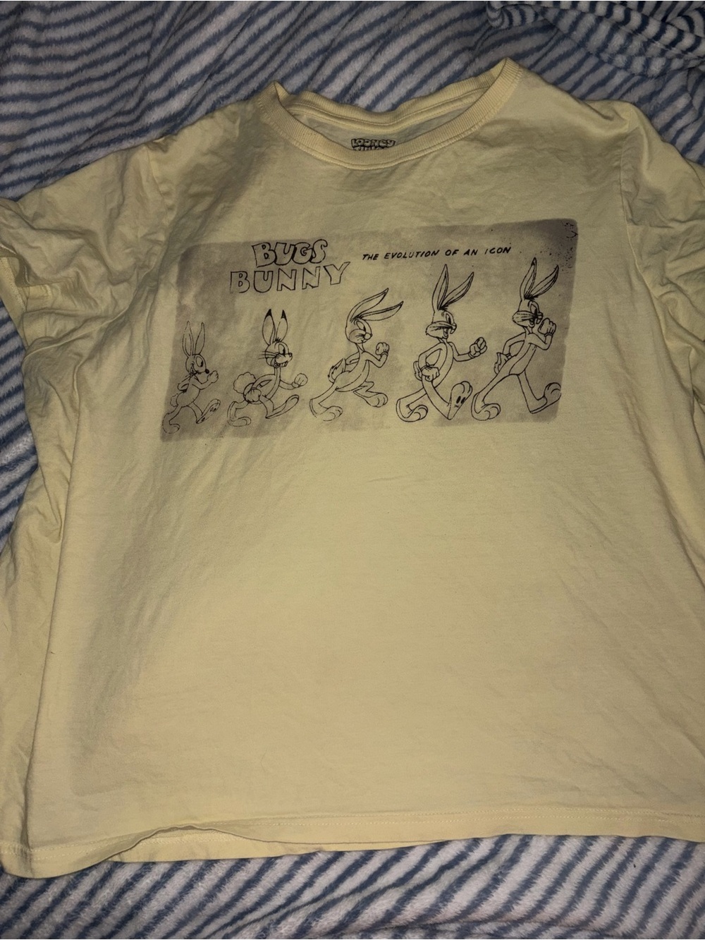 Womens Bugs Bunny Graphic Tee - Pale Yellow